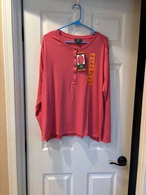 NWT- GH BASS & CO Henley top